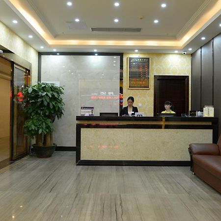 Tie Cheng Hotel Гуанчжоу Экстерьер фото