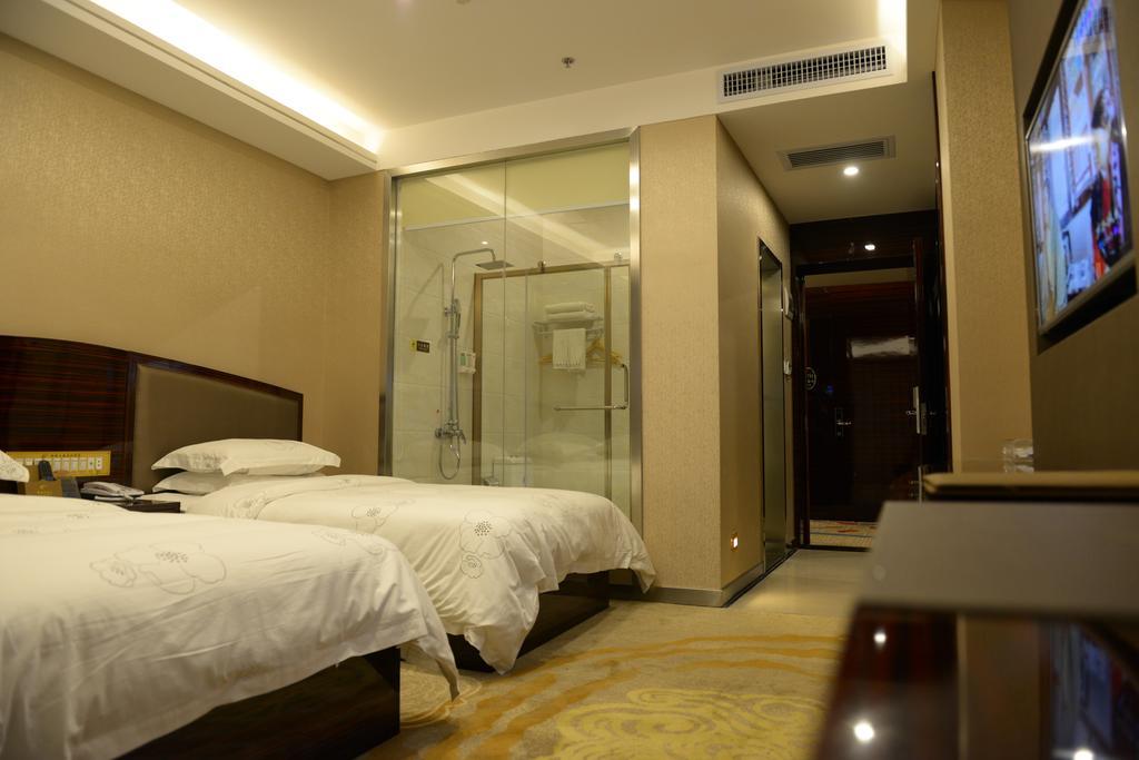 Tie Cheng Hotel Гуанчжоу Номер фото
